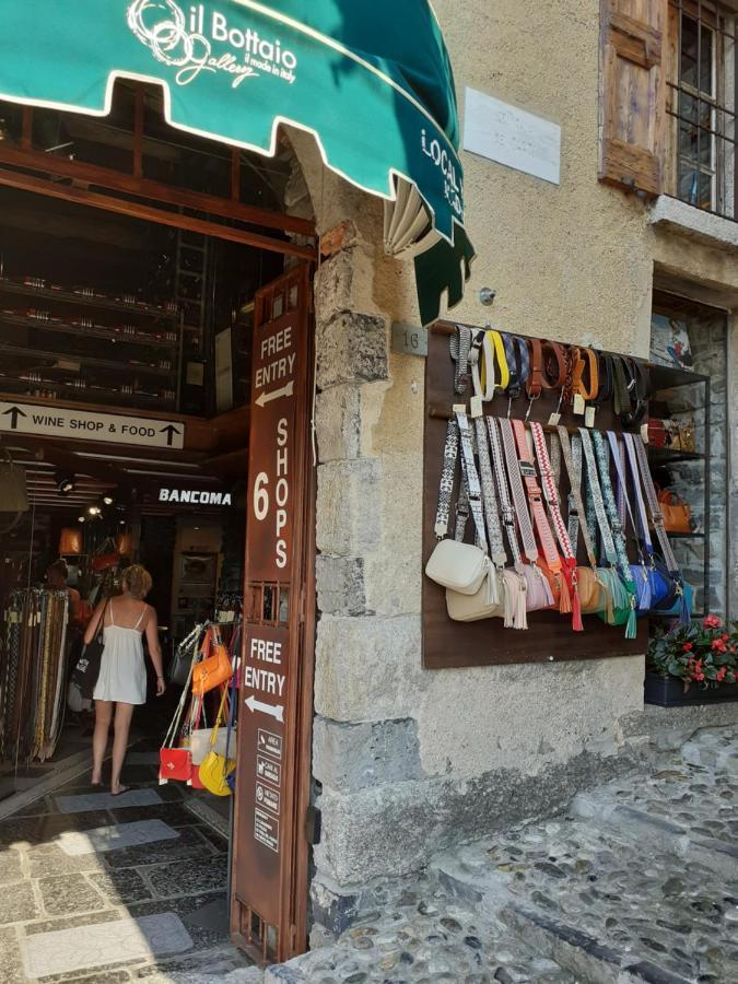 ורנה Casa In Riva Al Lago מראה חיצוני תמונה