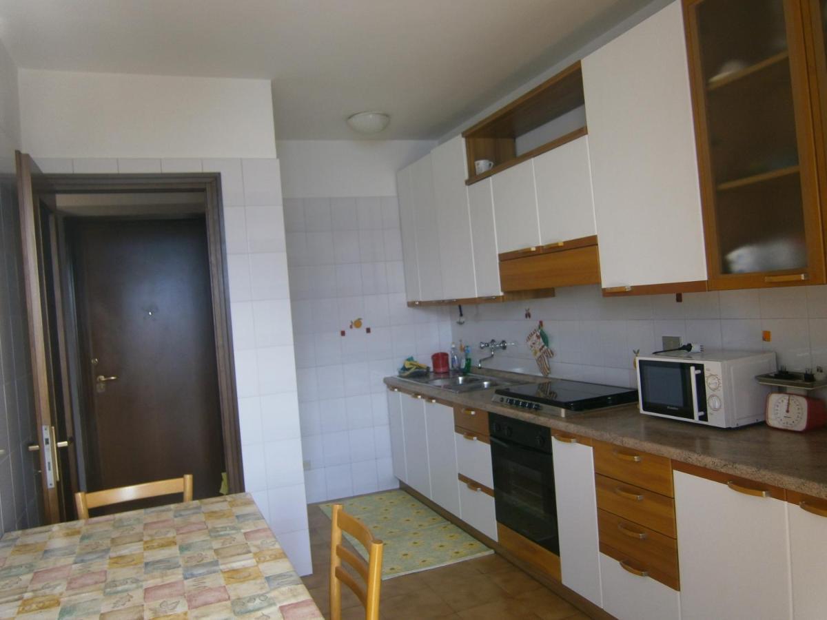 ורנה Casa In Riva Al Lago מראה חיצוני תמונה