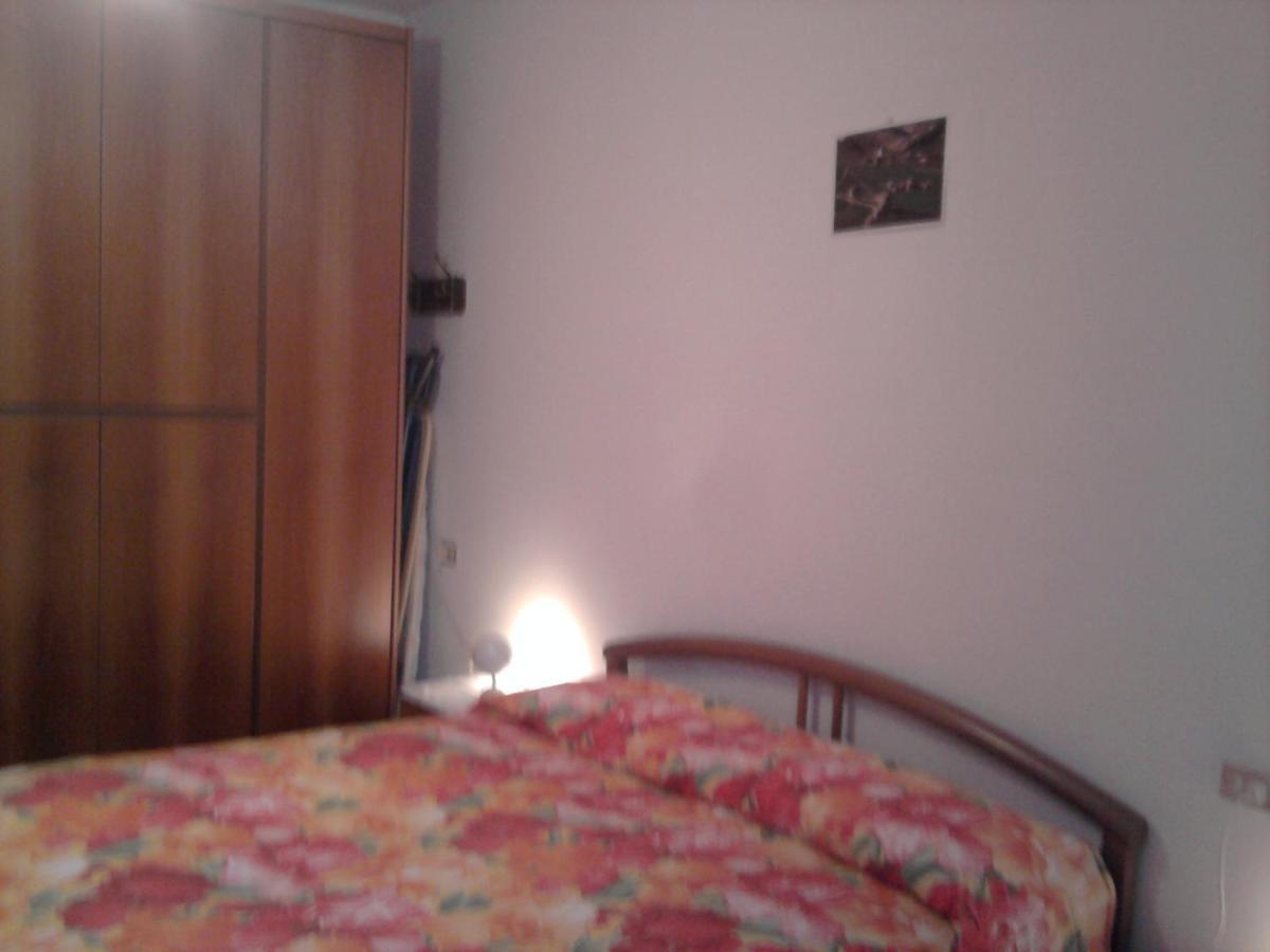 ורנה Casa In Riva Al Lago מראה חיצוני תמונה