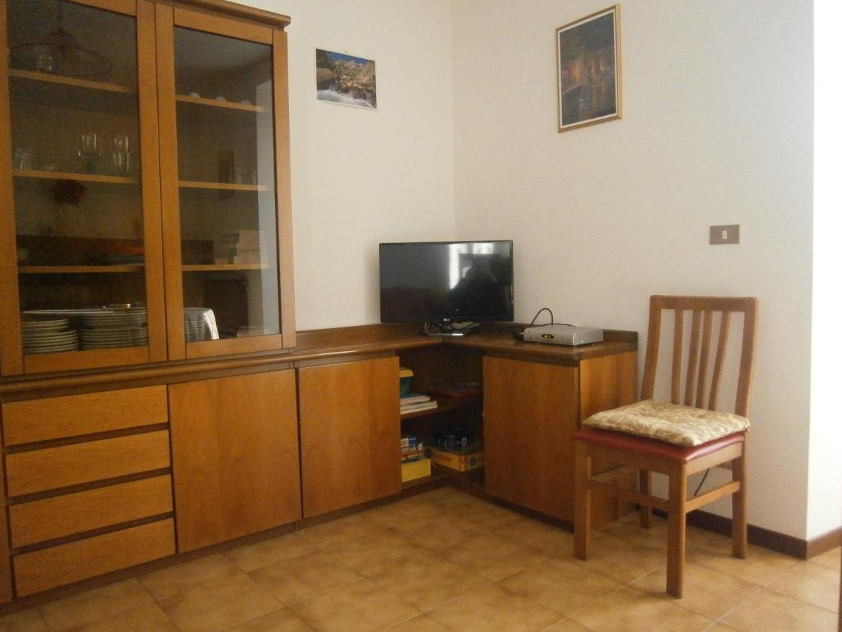 ורנה Casa In Riva Al Lago מראה חיצוני תמונה