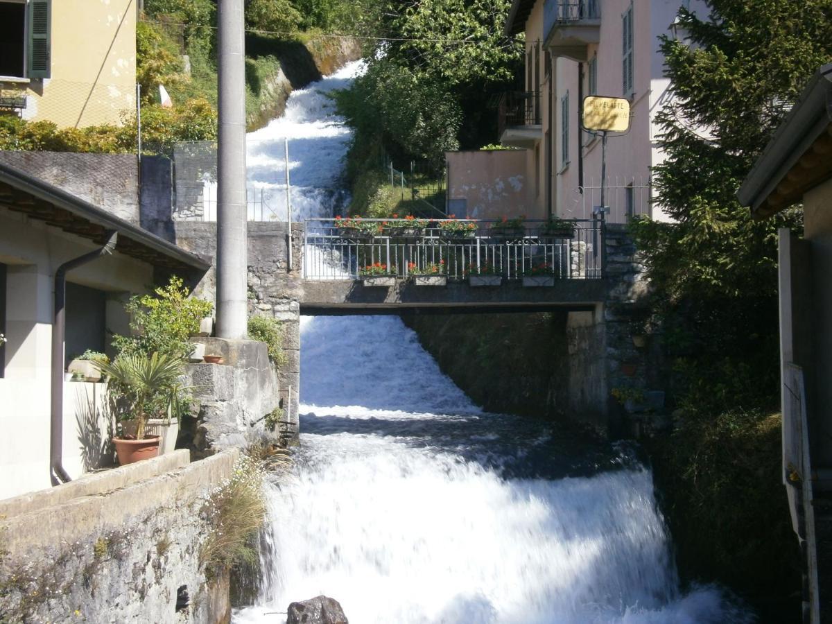 ורנה Casa In Riva Al Lago מראה חיצוני תמונה